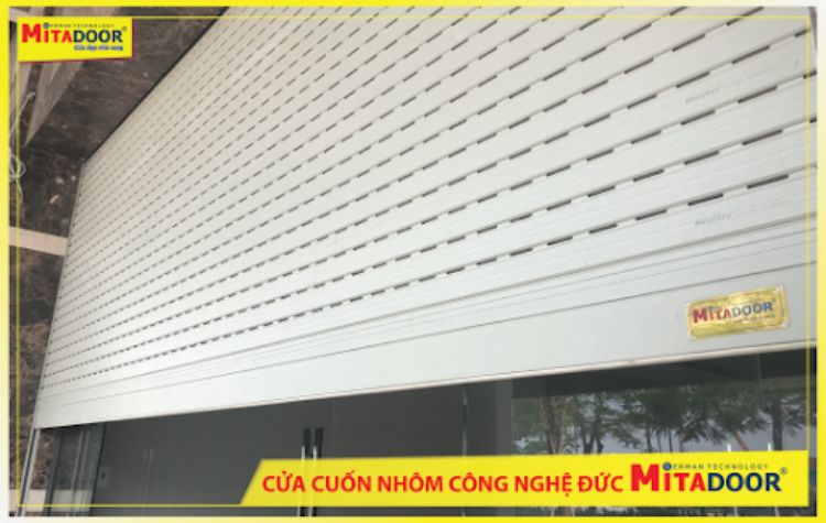 lắp đặt cửa cuốn tại tphcm